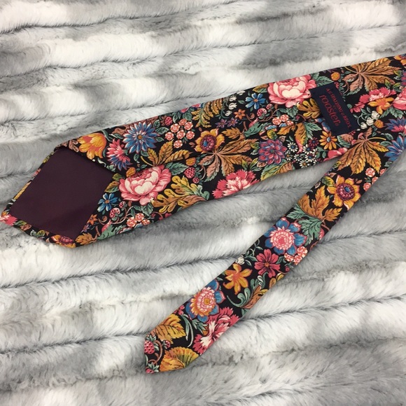 AG Spalding & Bros by Rooster dark floral tie - Picture 3 of 4